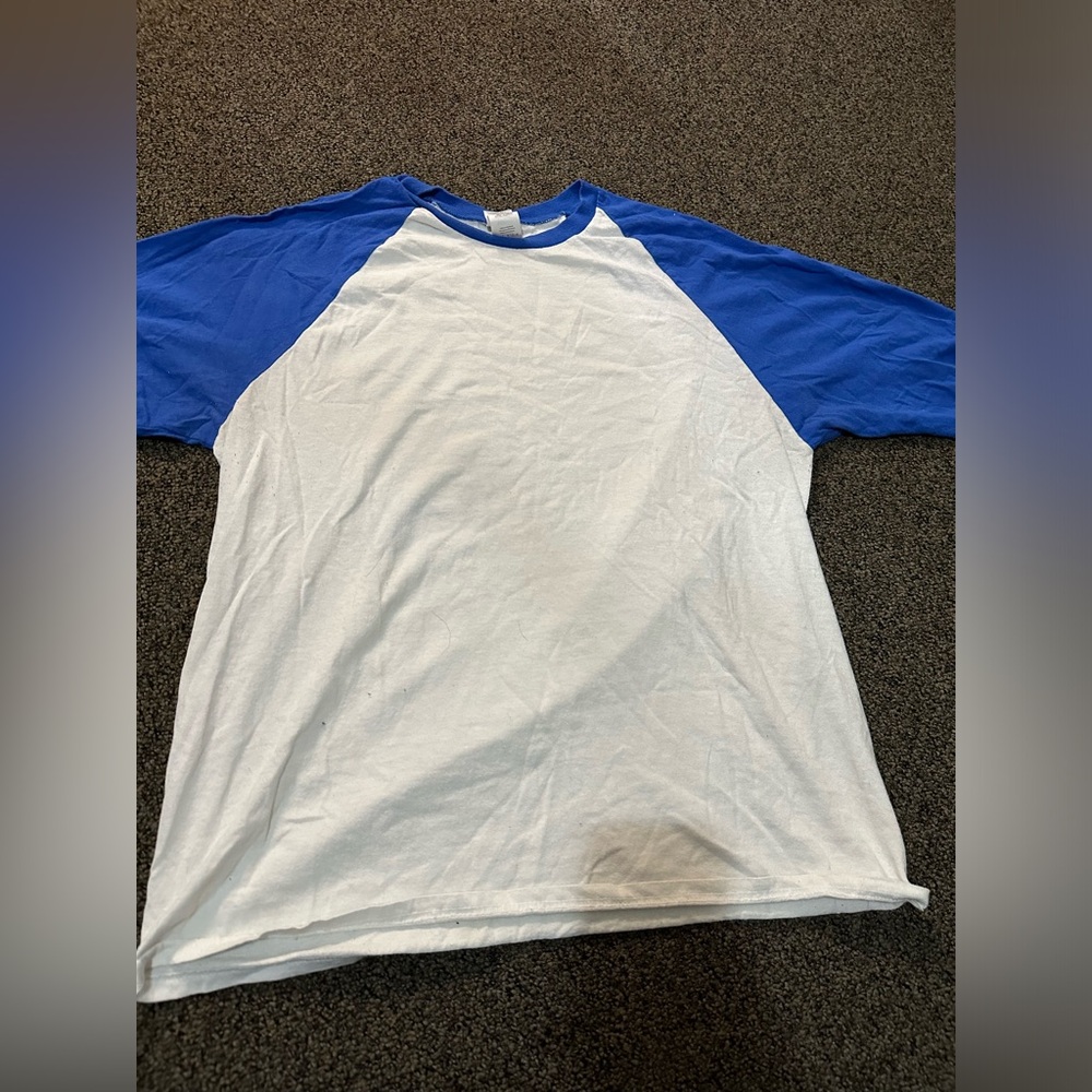 Men’s Blue and White Raglan Baseball Tee // Size L